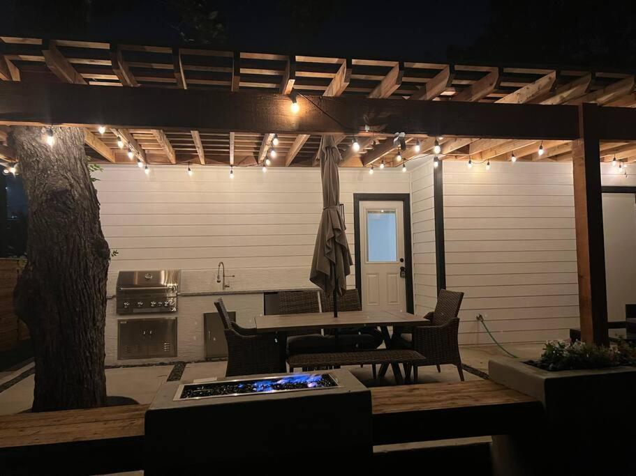 Lamar Villa-3 Bed 2.5 Bath With Outdoor Kitchen San Antonio Luaran gambar