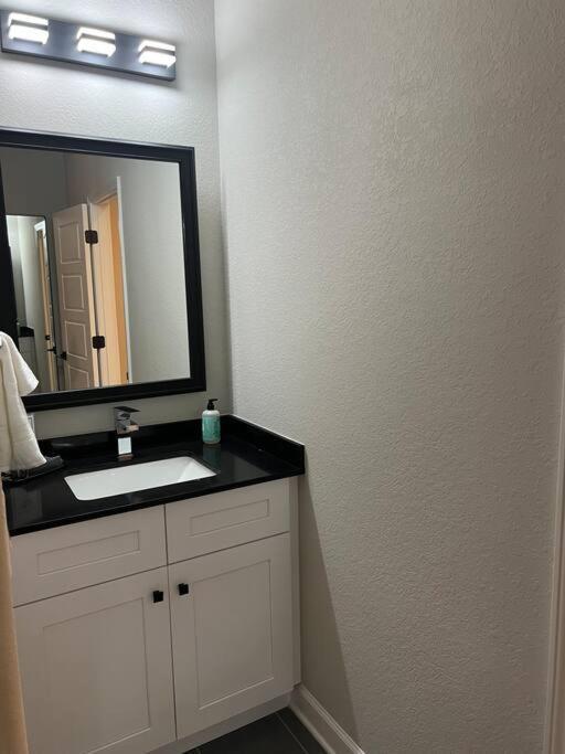 Lamar Villa-3 Bed 2.5 Bath With Outdoor Kitchen San Antonio Luaran gambar