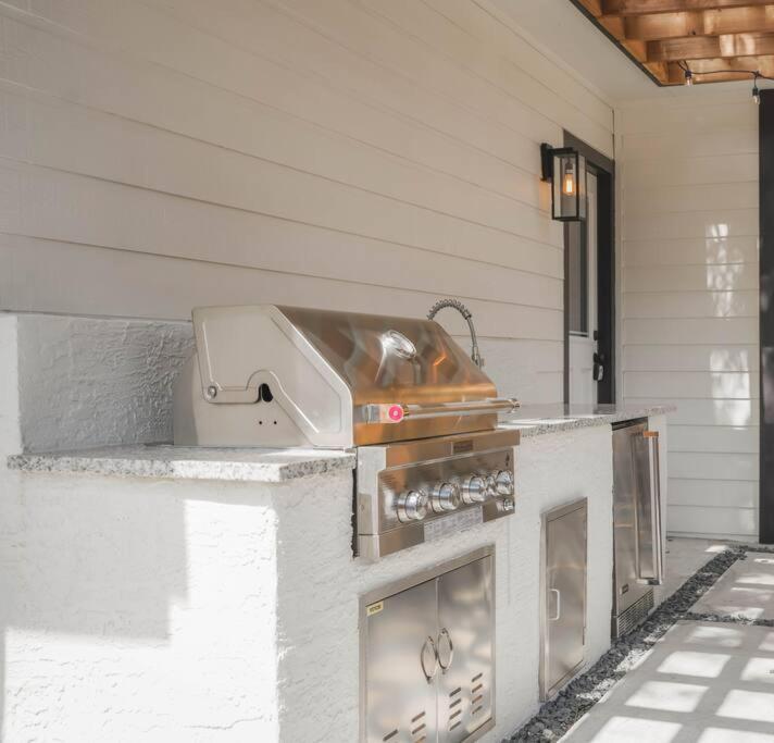 Lamar Villa-3 Bed 2.5 Bath With Outdoor Kitchen San Antonio Luaran gambar