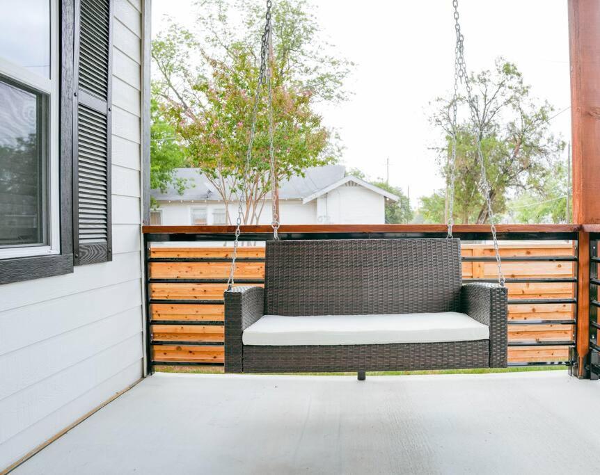 Lamar Villa-3 Bed 2.5 Bath With Outdoor Kitchen San Antonio Luaran gambar