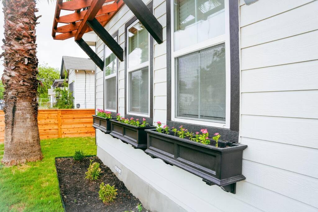 Lamar Villa-3 Bed 2.5 Bath With Outdoor Kitchen San Antonio Luaran gambar